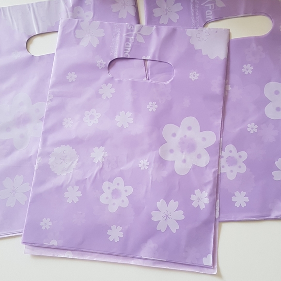 25 pcs Small Loot Bags Floral Design Favor Bags Treat Bags 5.5x6" In. - Picture 3 of 4